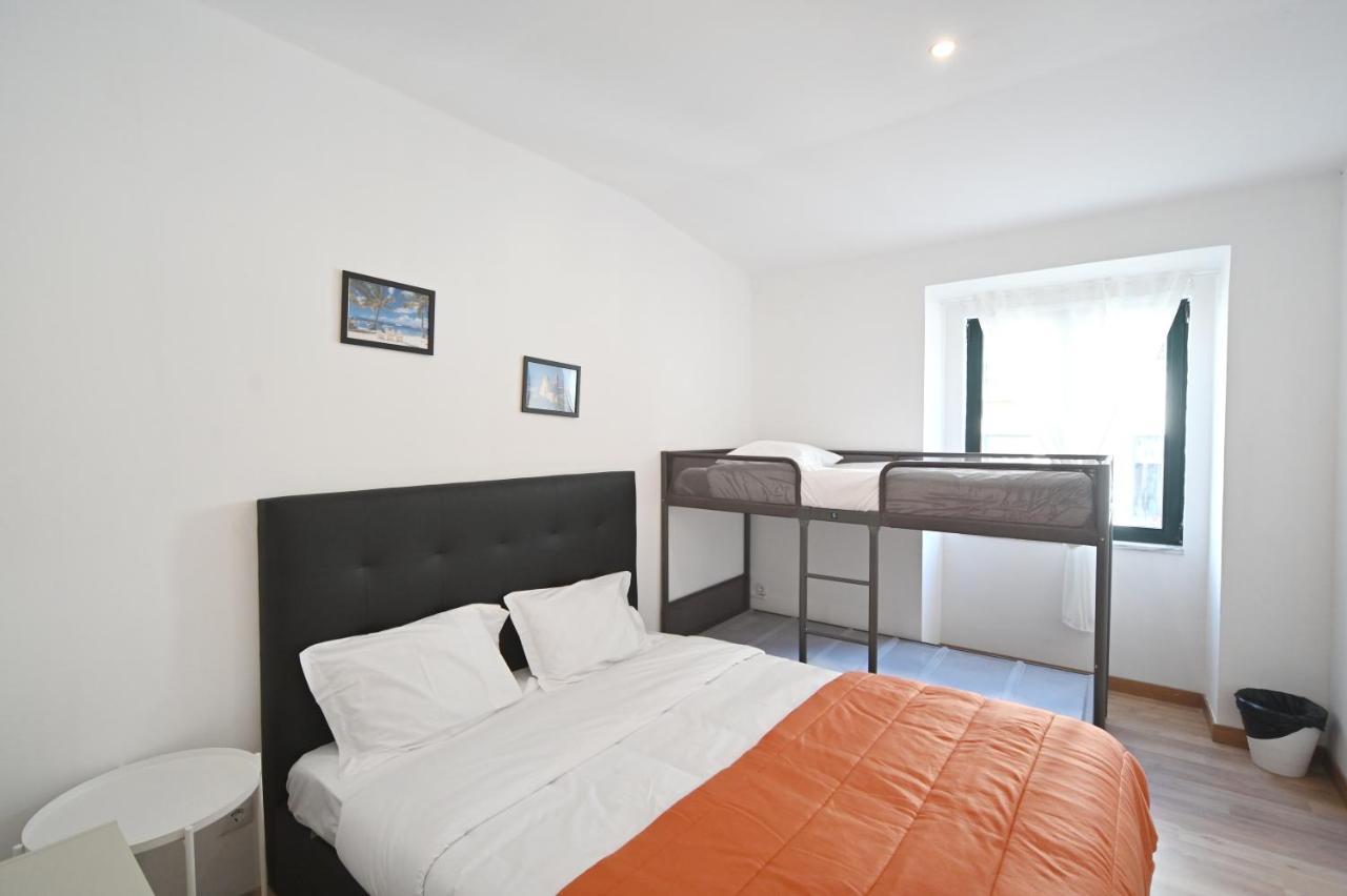 7 Requinte Hostel Lisbon Exterior photo